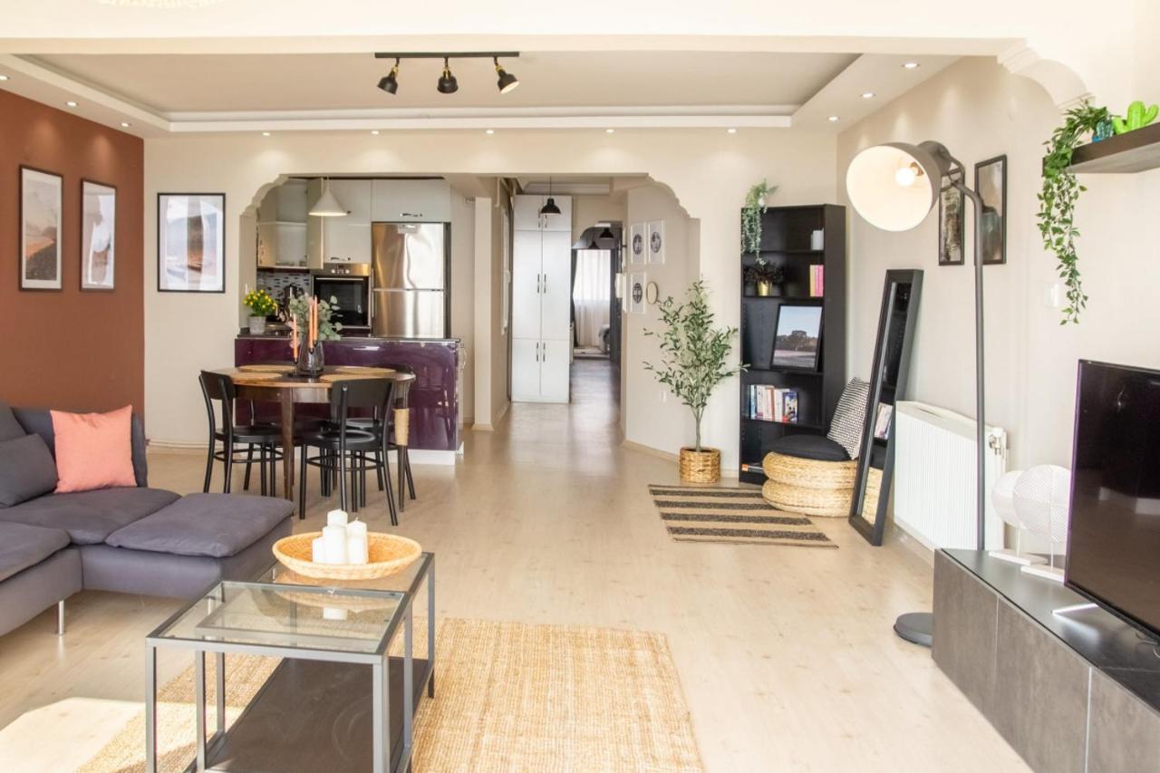 Ferienwohnung Exceptional Flat With Gorgeous Sea View In Izmir Exterior foto